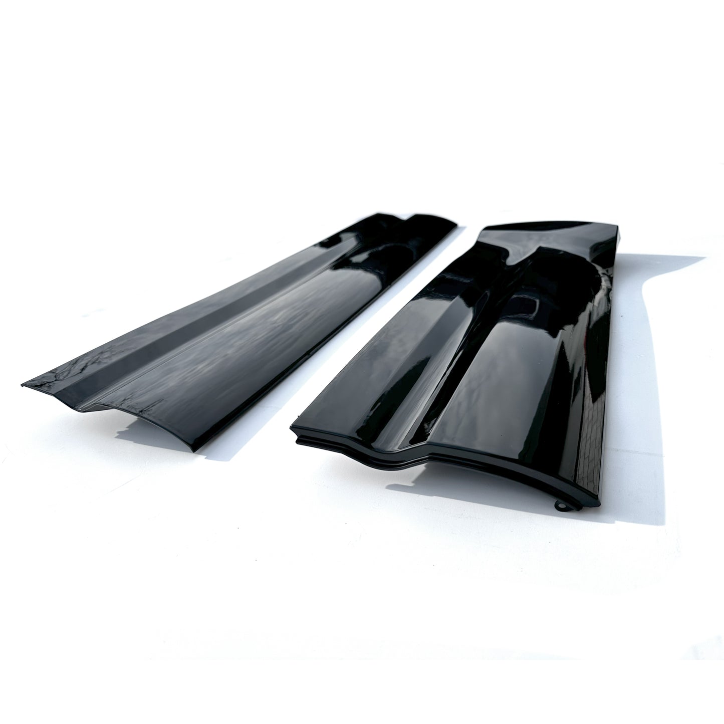 Lower Door Trim Kit in High Gloss Black for Land Rover Defender 110 L663