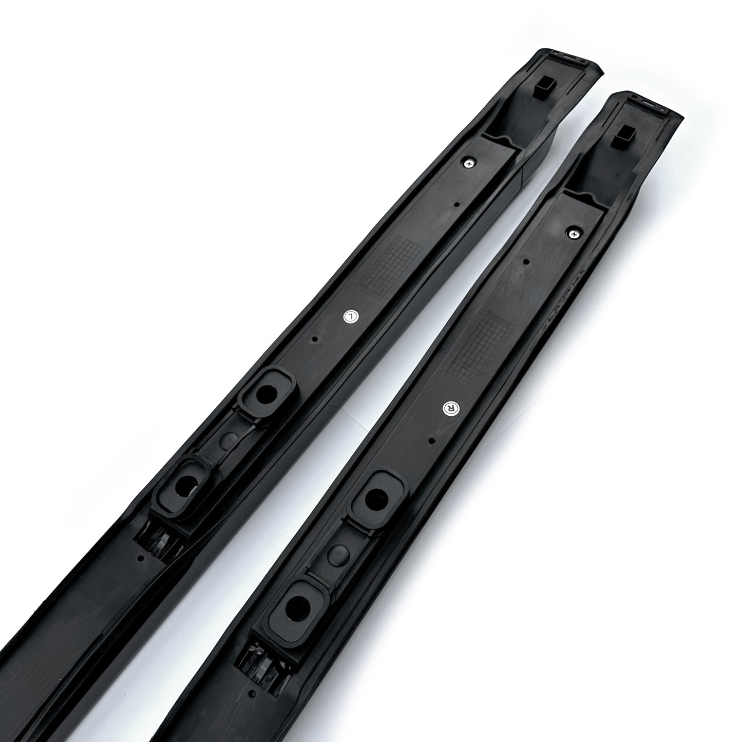L663 Defender 110 Roof Rails in Gloss Black