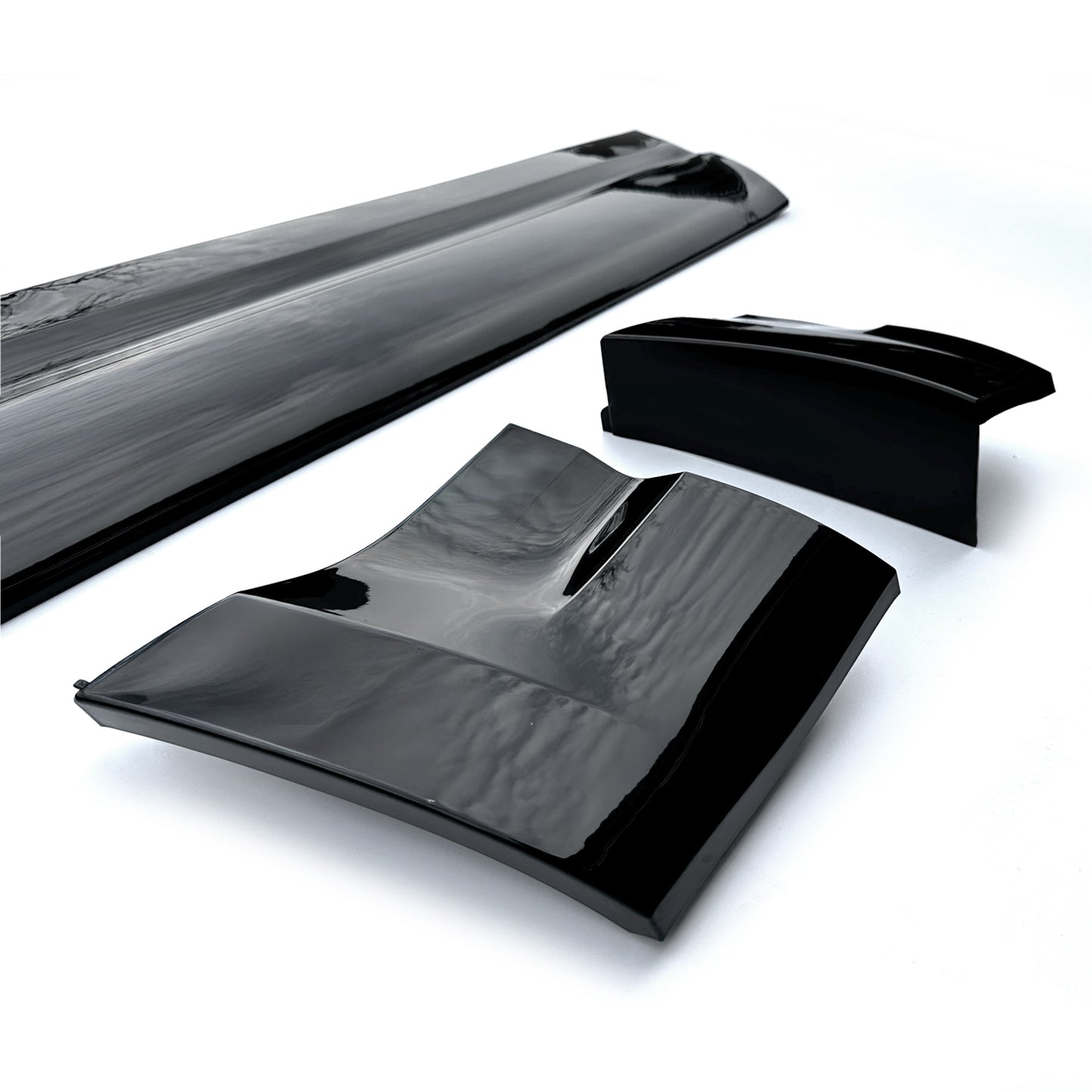 Lower Door Trim Kit in High Gloss Black for Land Rover Defender 90 L663